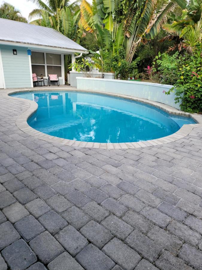 Magical Moroccan Tent With Pool Close To The Beach Fort Pierce Exterior photo